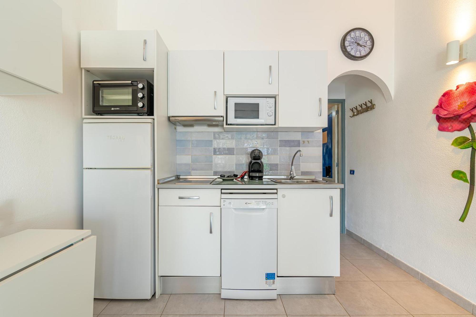 Andrea'S Bungalow, Garden, Barbecue And Pool! San Bartolome Bagian luar foto