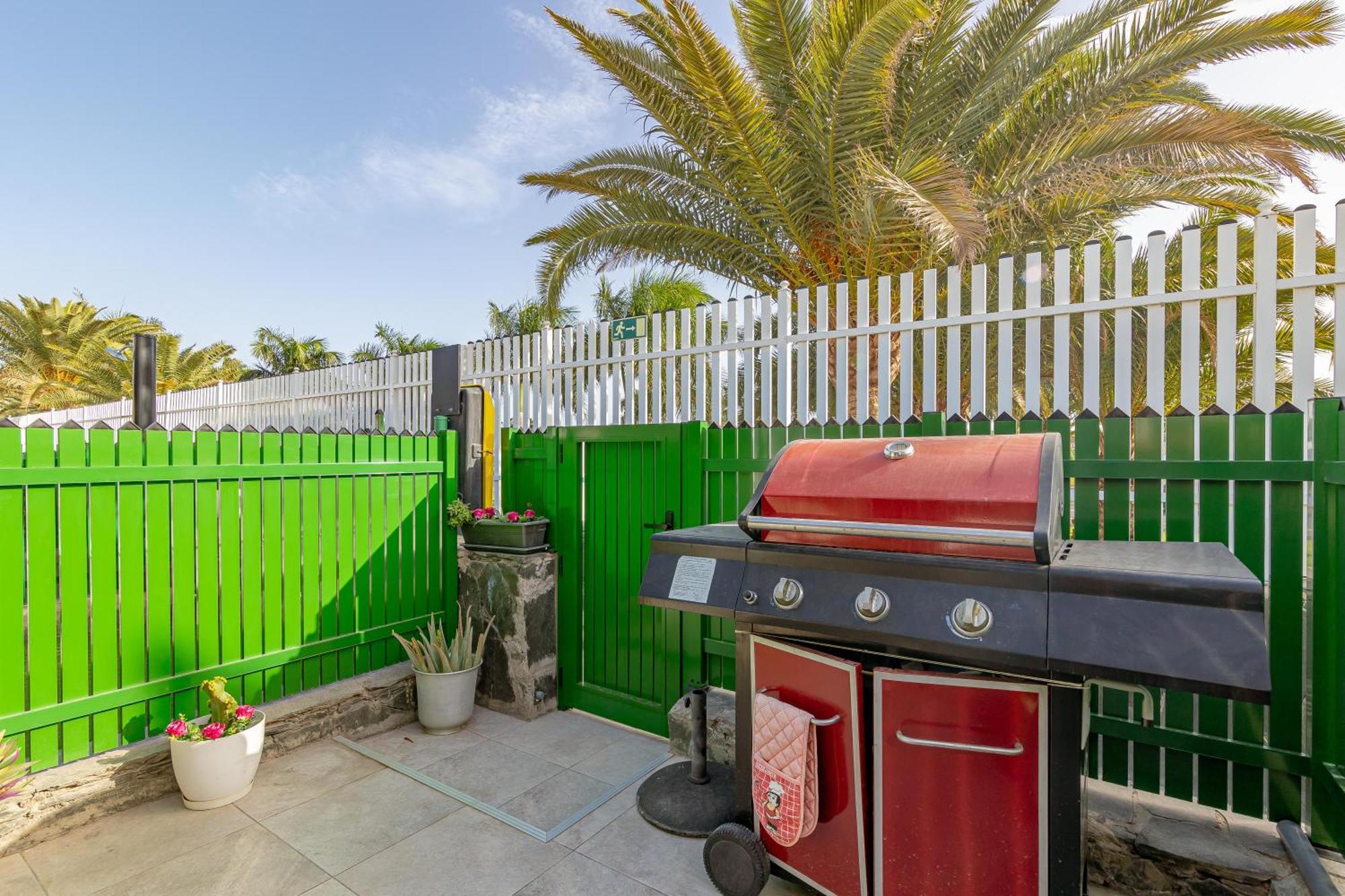 Andrea'S Bungalow, Garden, Barbecue And Pool! San Bartolome Bagian luar foto