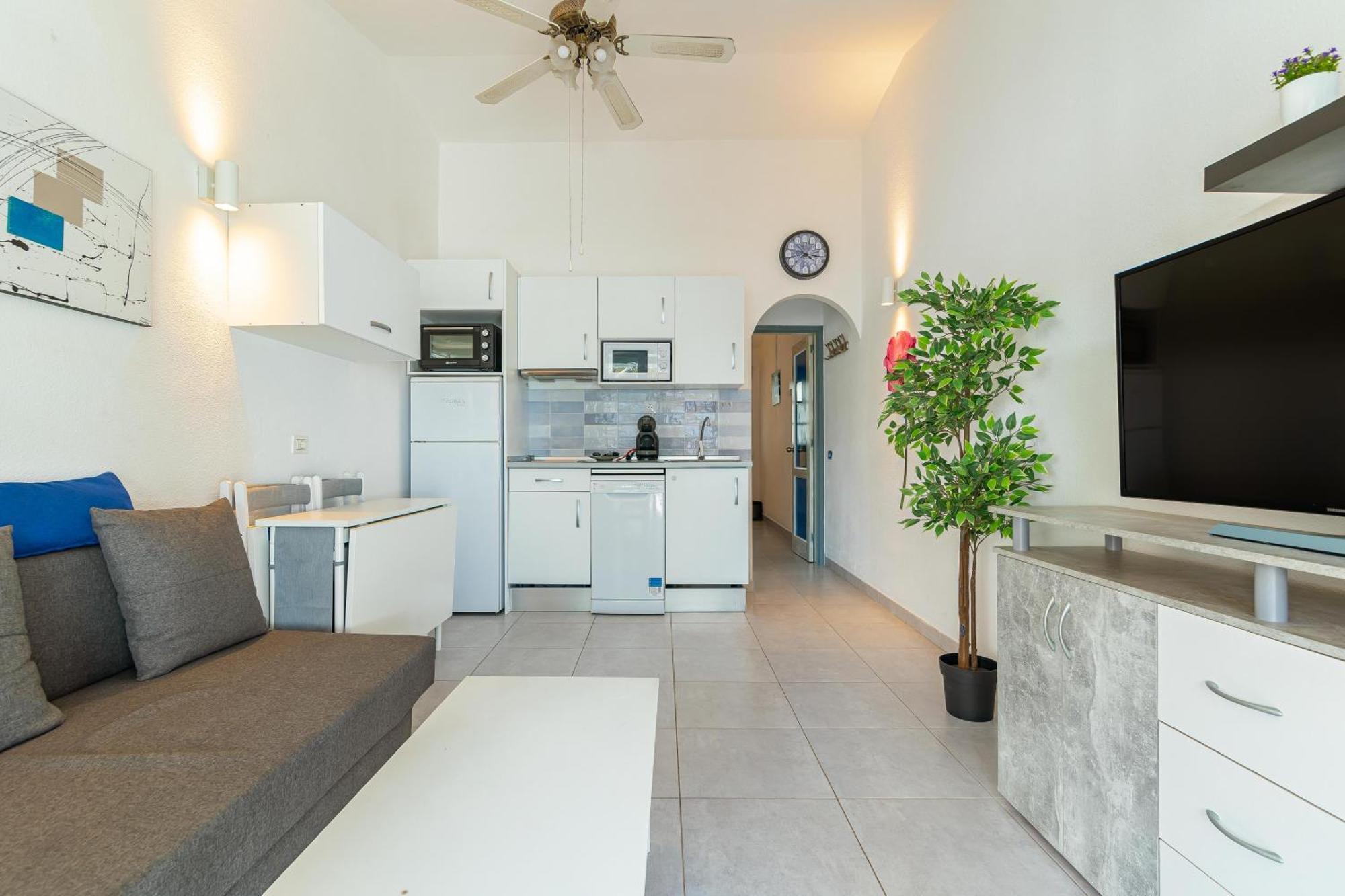 Andrea'S Bungalow, Garden, Barbecue And Pool! San Bartolome Bagian luar foto