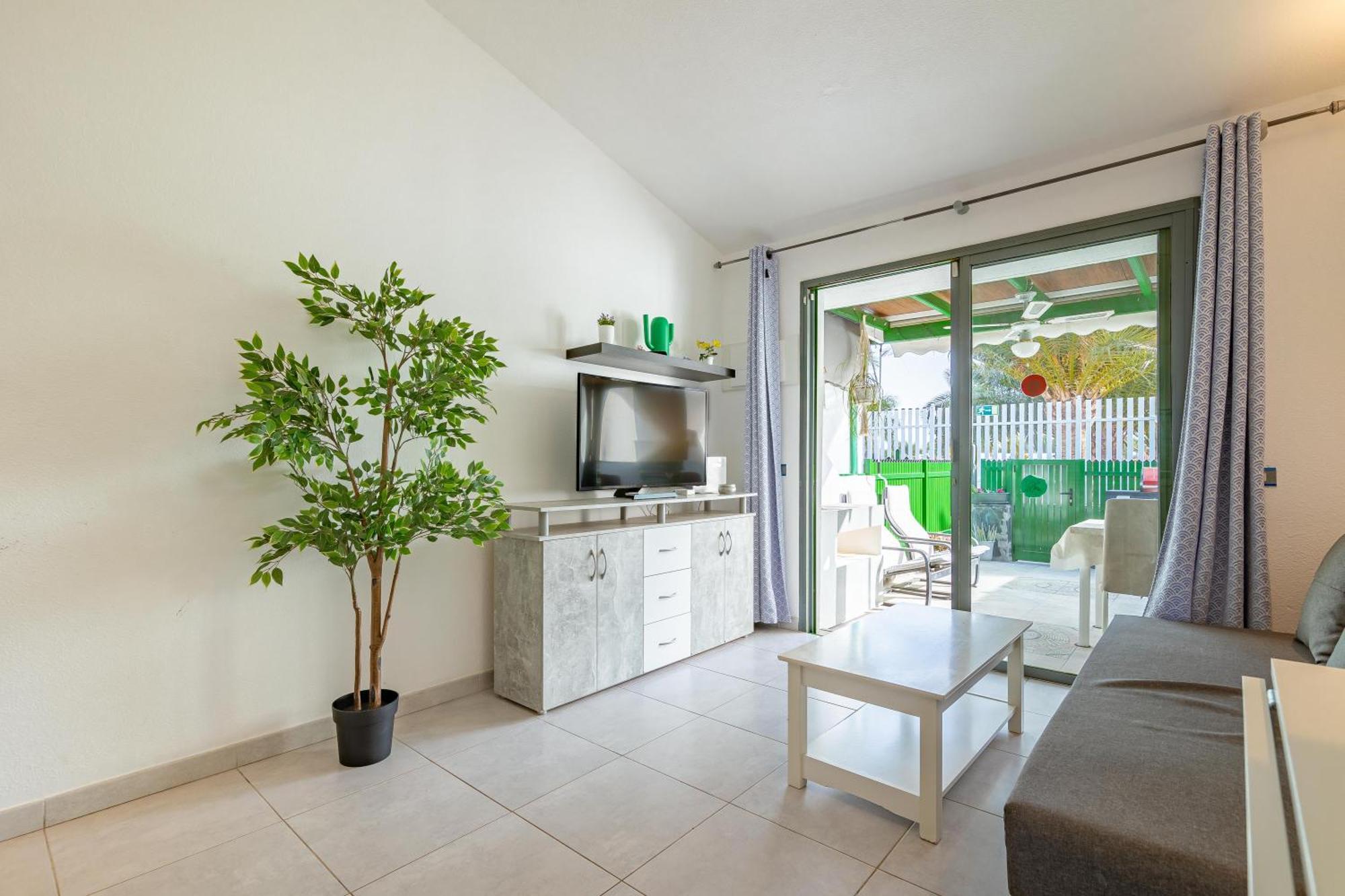 Andrea'S Bungalow, Garden, Barbecue And Pool! San Bartolome Bagian luar foto