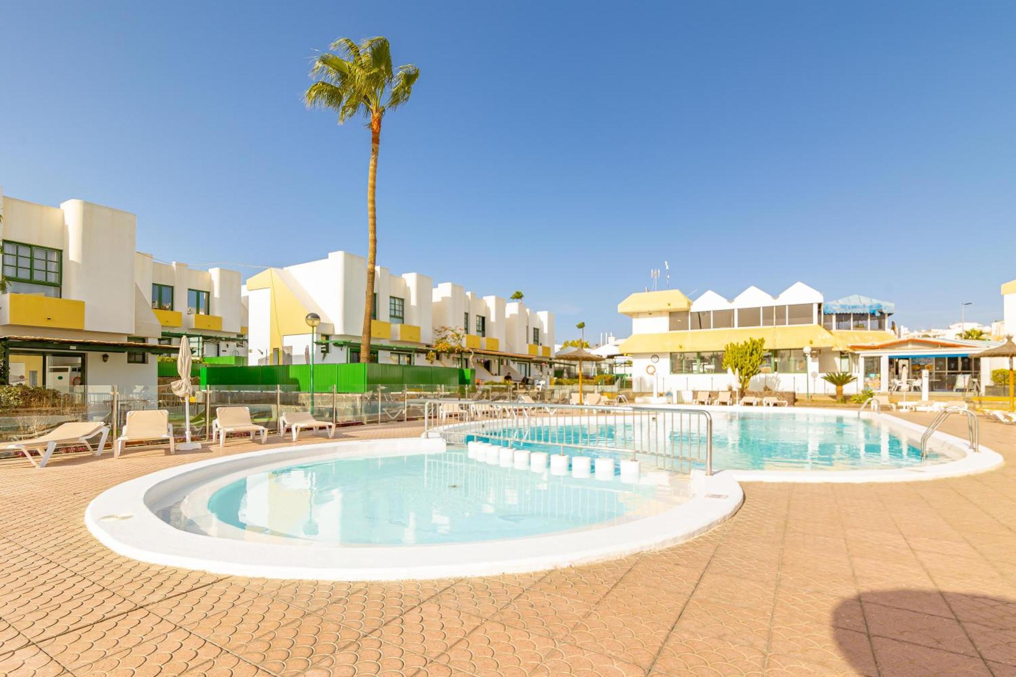 Andrea'S Bungalow, Garden, Barbecue And Pool! San Bartolome Bagian luar foto